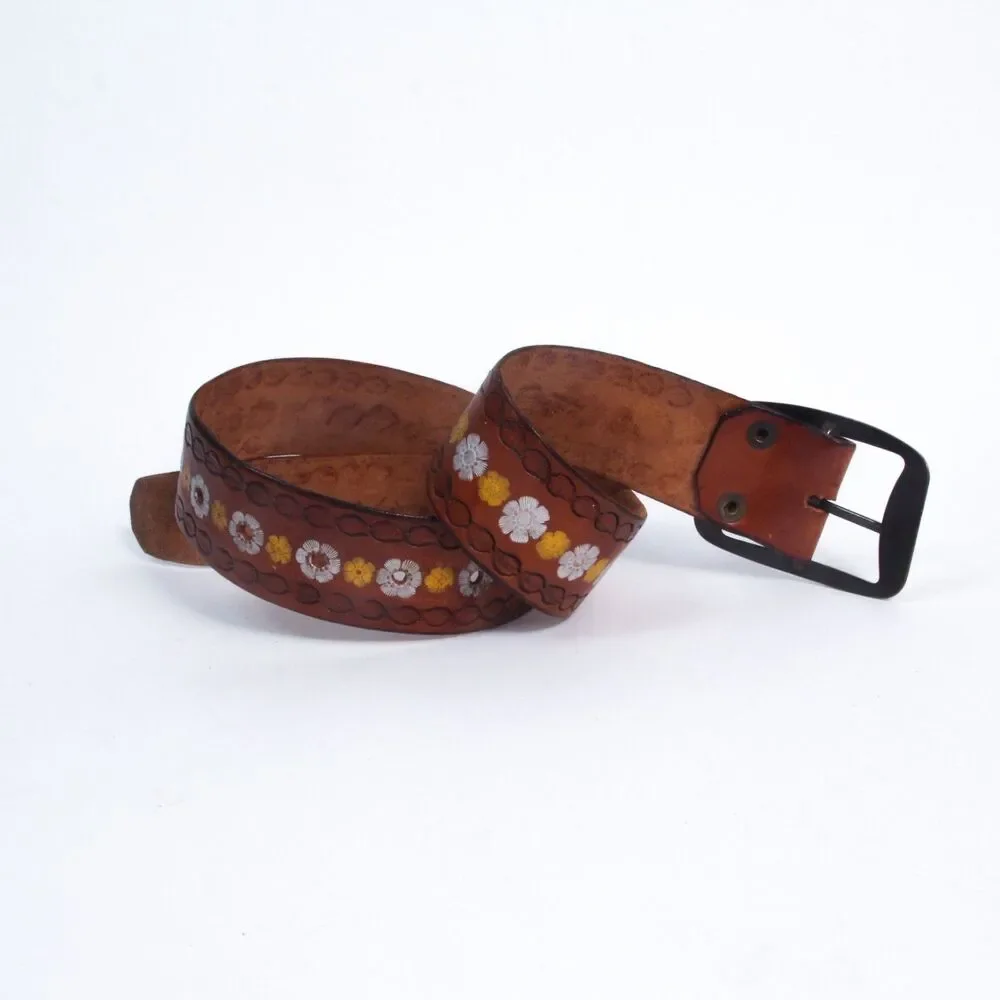 Cesar Ugarte Vintage Boho Western Painted Flower Hand Tooled Leather Belt, 30